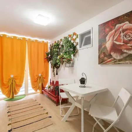 Apartment Comfortable In With Modern Amenities Bari