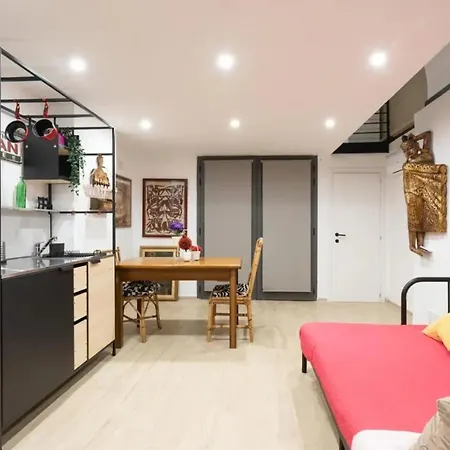 Comfortable In With Modern Amenities Bari