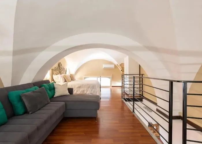 Comfortable In With Modern Amenities Bari