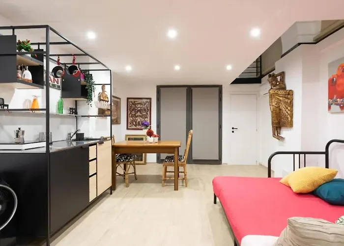 Comfortable In With Modern Amenities Bari